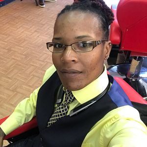 Meet your Posher, Vee